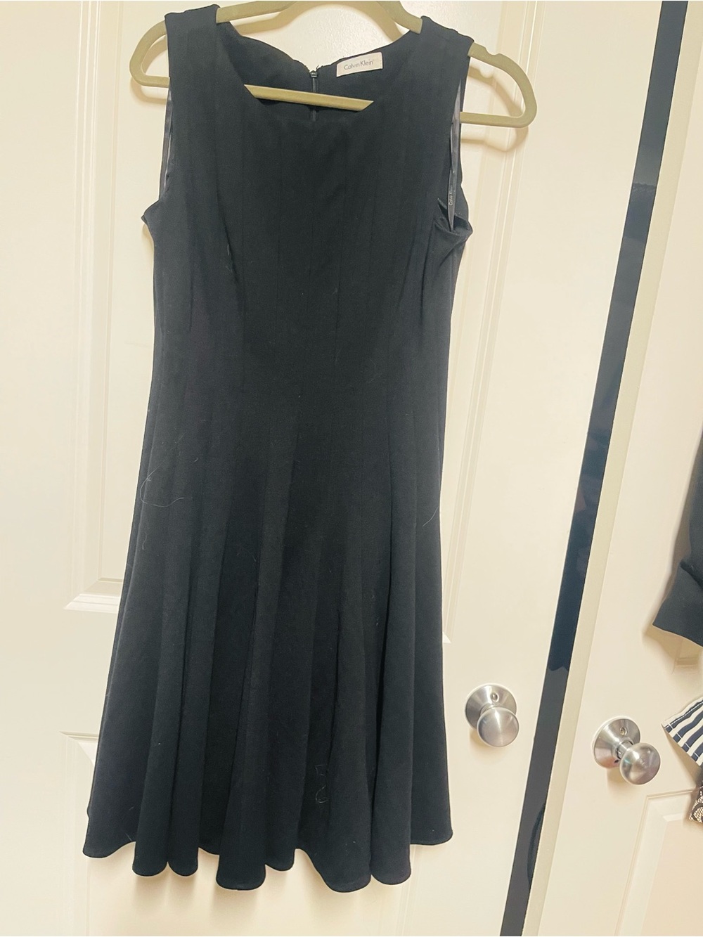 Calvin Klein Women's Black Sleeveless Fit-and-Flare Dress size medium